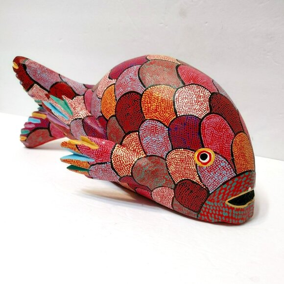 Pepe Santiago Oaxacan Alebrije Folk Art Fish Statue, Hand Painted Wood Carving - Picture 1 of 12